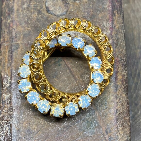 Trio of Infinity Brooches - Glimmering Rhinestones - Picture 5 of 6